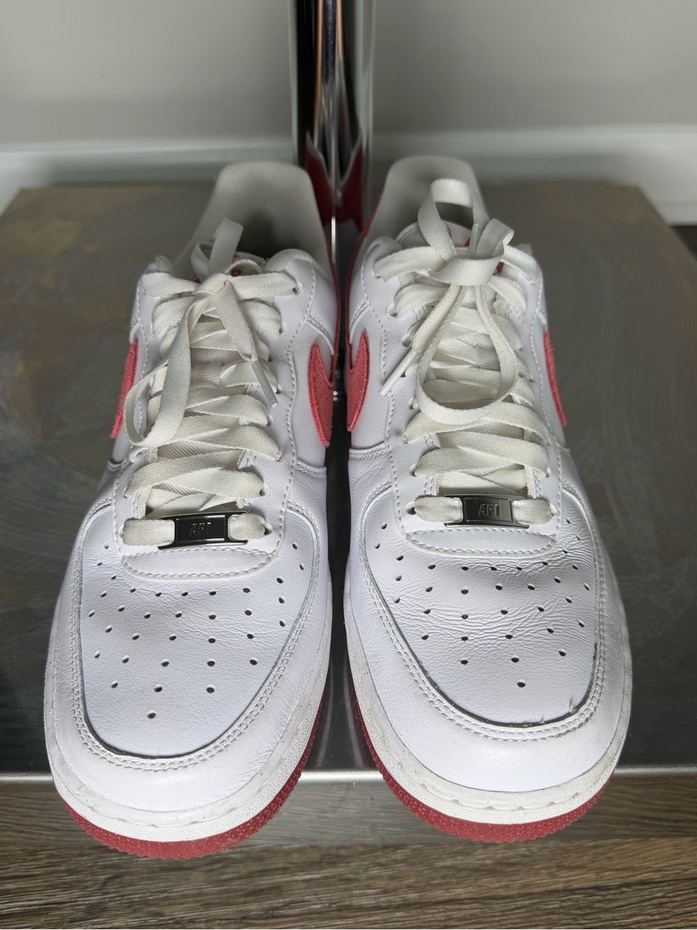 Nike Women’s Air Force 1 Low ‘Valentines Day 2024’ - Picture 3 of 7